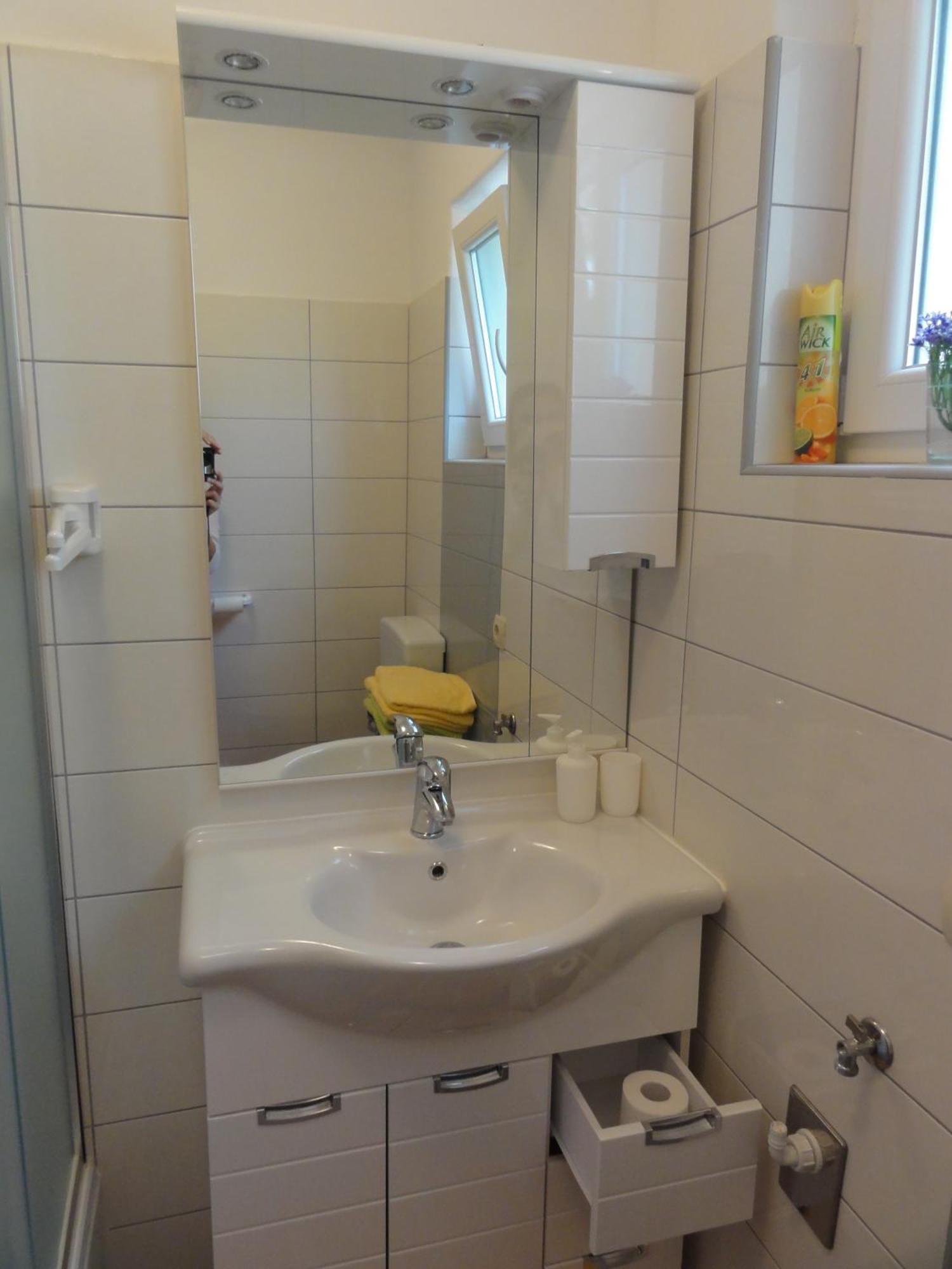Guest Accommodation Neno ザダル 部屋 写真