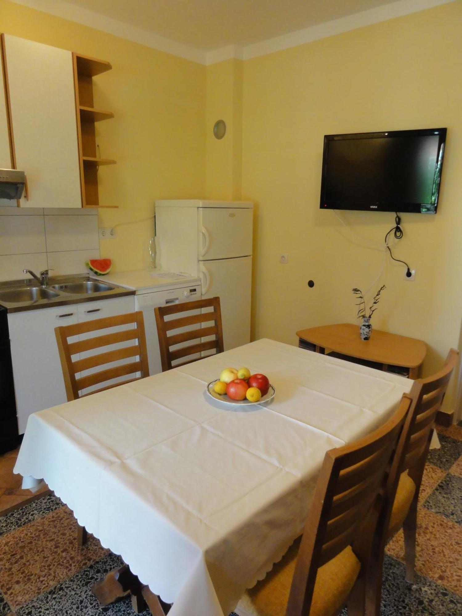 Guest Accommodation Neno ザダル エクステリア 写真