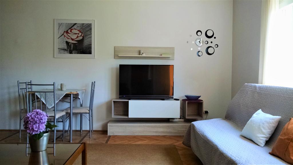 Guest Accommodation Neno ザダル エクステリア 写真